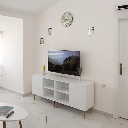 Apartman Art Life Flora в спальне нет окна