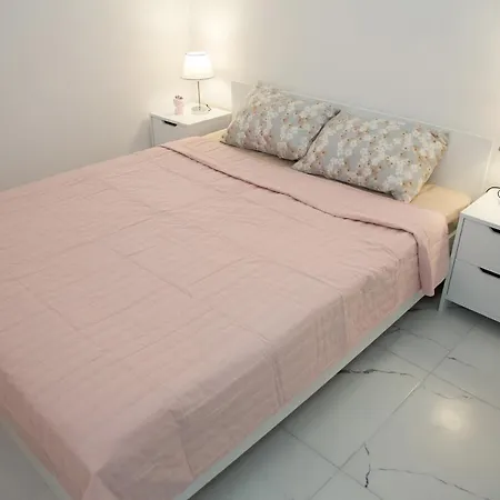 Art Life Flora в спальне нет окна Apartment