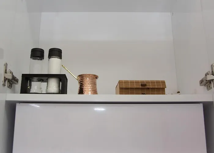 Art Life Flora в спальне нет окна *